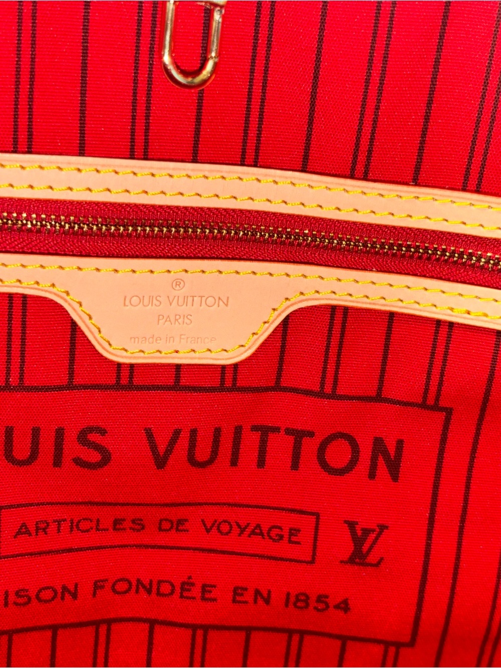 Louis Vuitton MM Monogram Neverfull with red interior - Picture 12 of 16